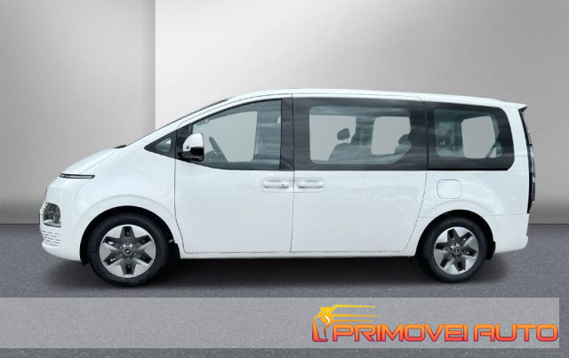 HYUNDAI Staria usata, con Cerchi in lega