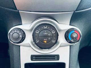 FORD Fiesta usata, con ESP