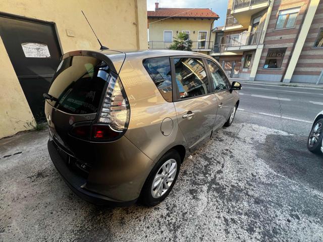 RENAULT Scenic usata, con Autoradio