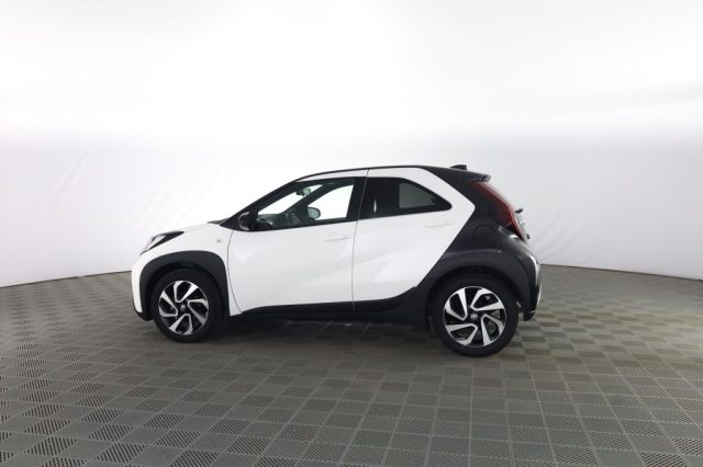 TOYOTA Aygo X usata 5
