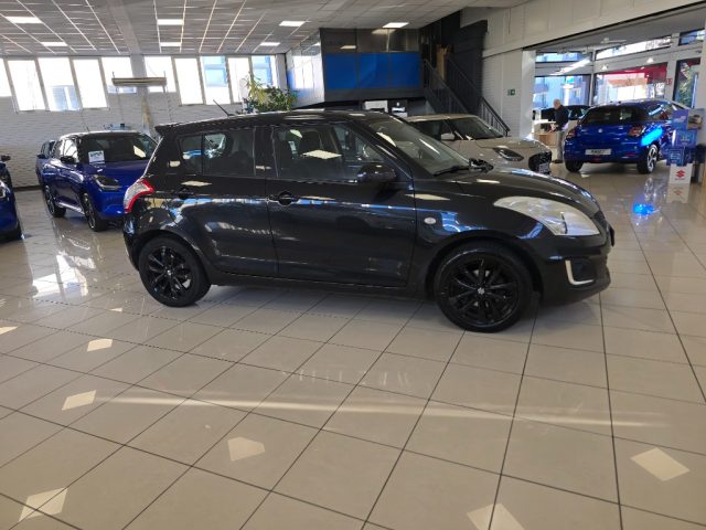 SUZUKI Swift usata, con Autoradio