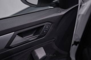 VOLKSWAGEN T-Roc usata, con Cruise Control