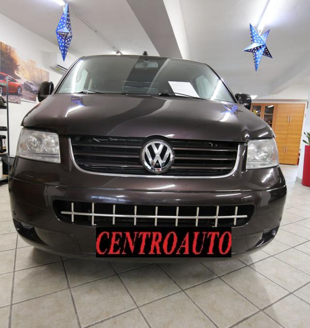 VOLKSWAGEN Multivan usata, con Isofix