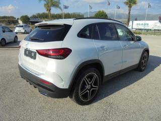 MERCEDES-BENZ GLA 200 usata, con Alzacristalli elettrici