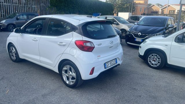 HYUNDAI i10 usata, con Airbag laterali