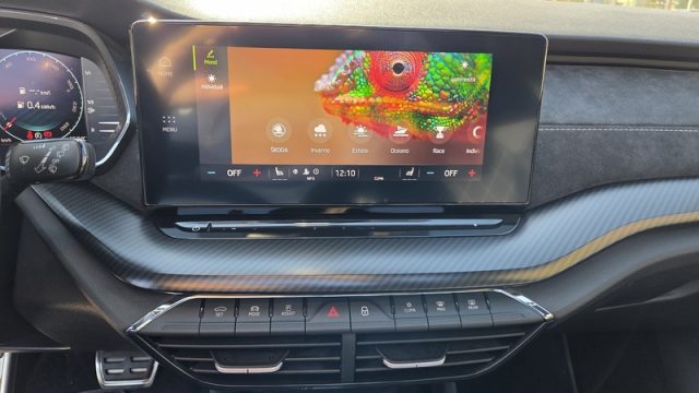 SKODA Octavia usata, con Autoradio digitale