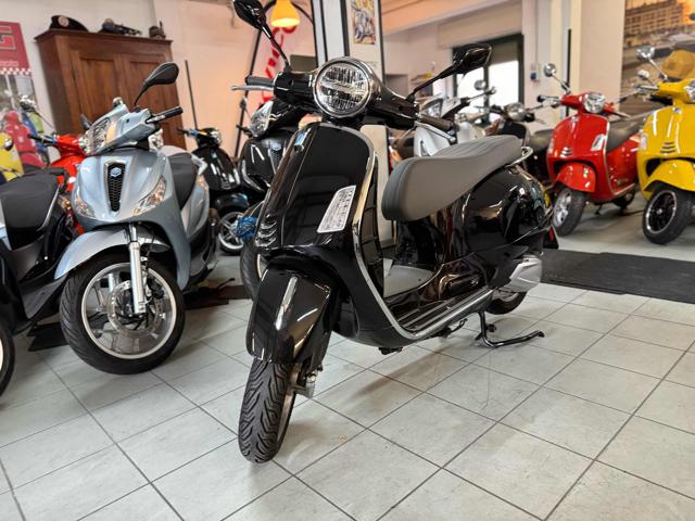 PIAGGIO Vespa GTS 300 Super usata 1