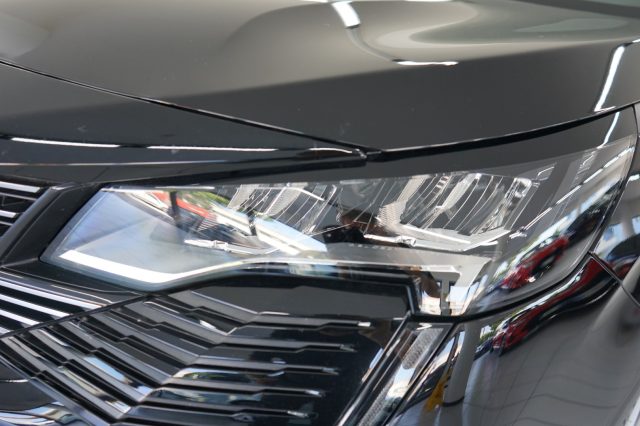 PEUGEOT 3008 usata, con Airbag testa