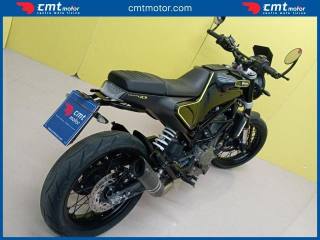 HUSQVARNA Svartpilen 401 usata 10