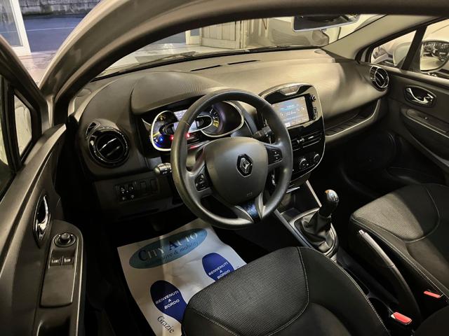 RENAULT Clio usata, con Controllo automatico clima
