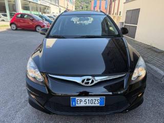 HYUNDAI i30 usata, con Airbag laterali