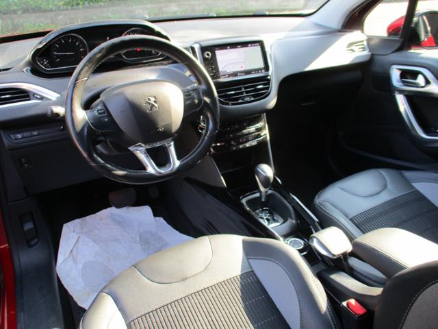 PEUGEOT 2008 usata, con Park Distance Control