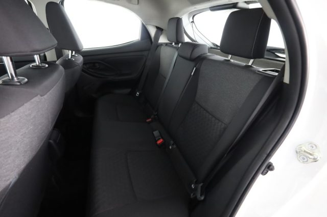 TOYOTA Yaris usata 3