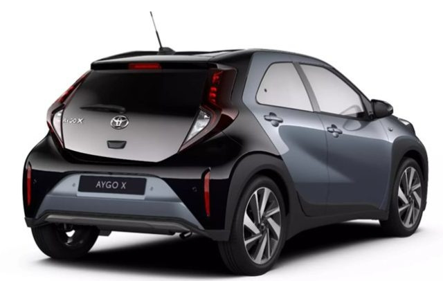 TOYOTA Aygo X usata, con Airbag laterali