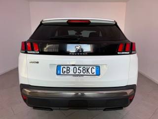 PEUGEOT 3008 usata 10