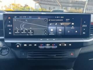 OPEL Grandland usata, con Sedile posteriore sdoppiato