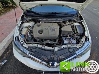 TOYOTA Auris usata, con Cruise Control