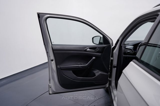 VOLKSWAGEN T-Cross usata, con Climatizzatore