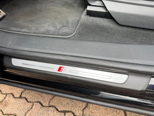 AUDI Q8 usata, con Tettuccio apribile