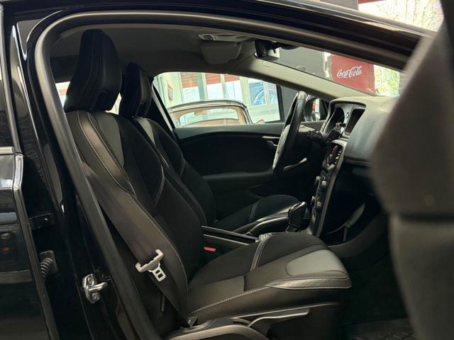 VOLVO V40 usata, con ESP