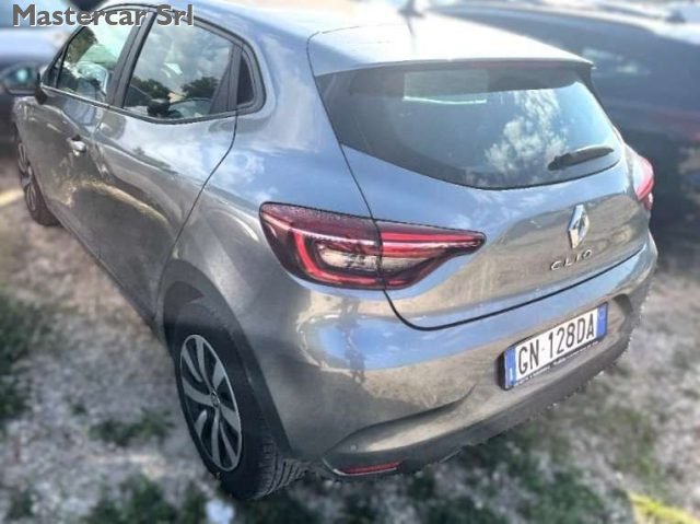 RENAULT Clio usata, con Autoradio