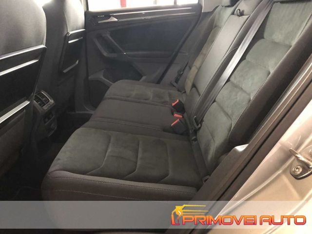 VOLKSWAGEN Tiguan usata, con Airbag laterali