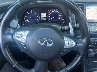 INFINITI QX70 usata, con Controllo trazione