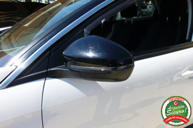 PEUGEOT 3008 usata, con Bracciolo