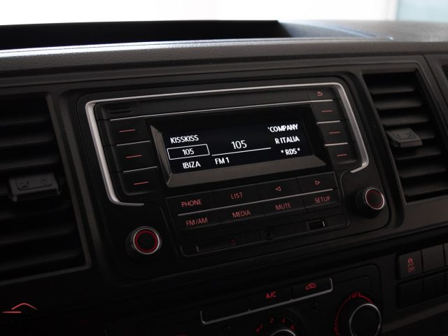 VOLKSWAGEN Transporter usata 30