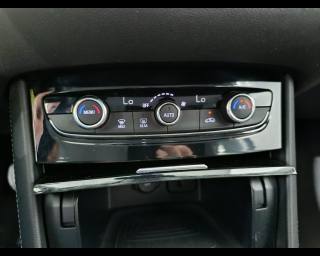 OPEL Grandland X usata, con Sedile posteriore sdoppiato