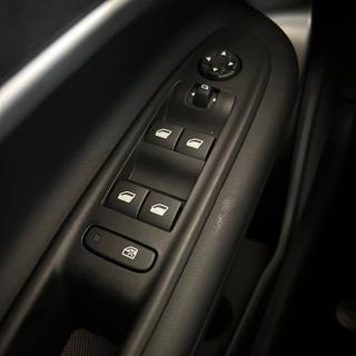 JEEP Avenger usata, con Bracciolo