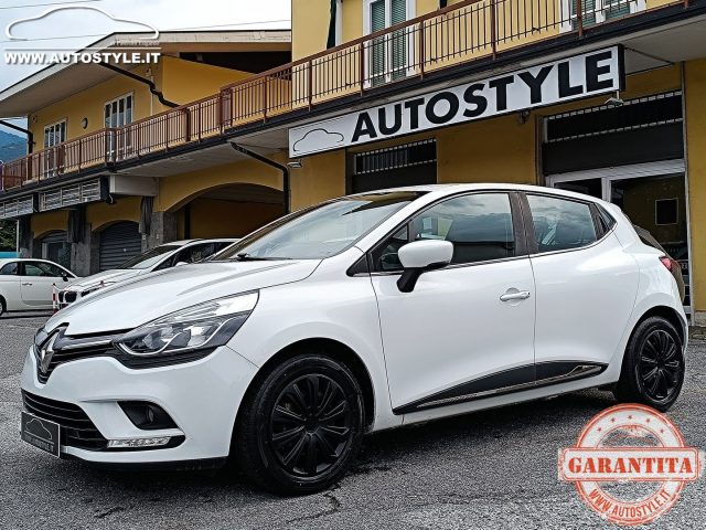 RENAULT Clio usata, con Luci diurne LED