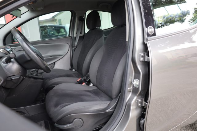 LANCIA Ypsilon usata 51