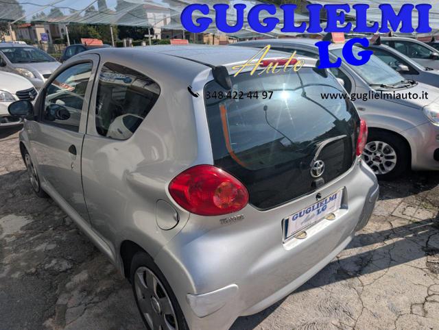 TOYOTA Aygo usata, con Alzacristalli elettrici