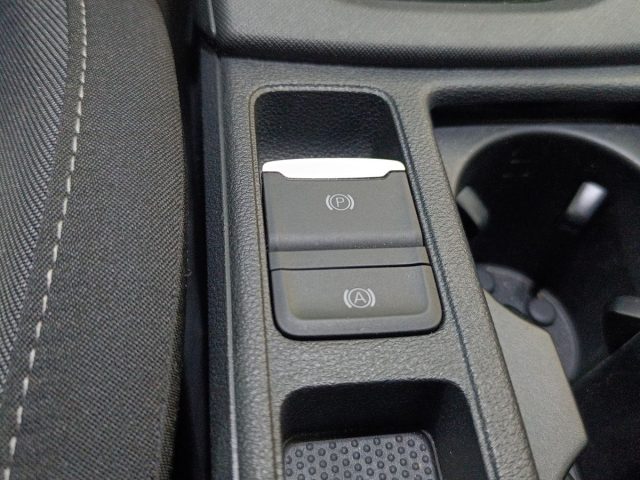 SKODA Octavia usata, con Airbag testa