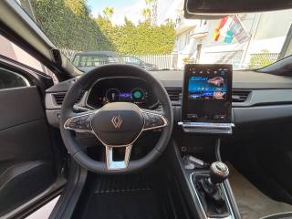 RENAULT Captur usata, con Luce d