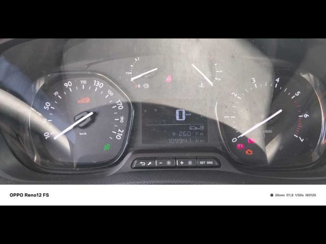 PEUGEOT Expert usata, con Bracciolo