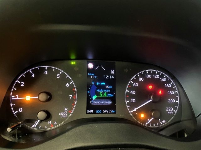 TOYOTA Yaris usata, con Fari LED