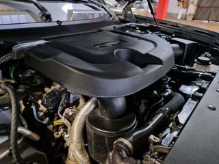 LAND ROVER Defender usata, con Bluetooth