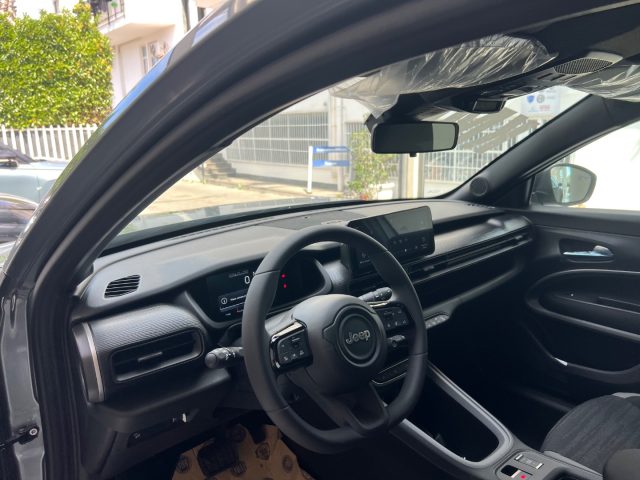 JEEP Avenger usata, con Isofix