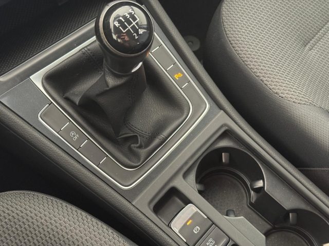 VOLKSWAGEN Golf usata, con Controllo trazione