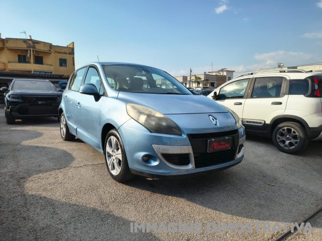 RENAULT Scenic usata, con Airbag laterali