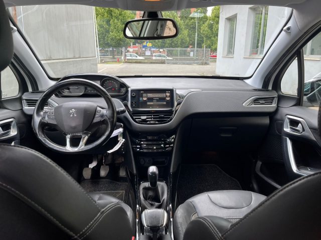 PEUGEOT 2008 usata, con Autoradio