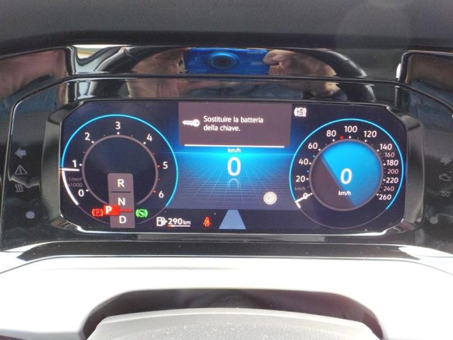 VOLKSWAGEN Golf usata, con Controllo automatico clima