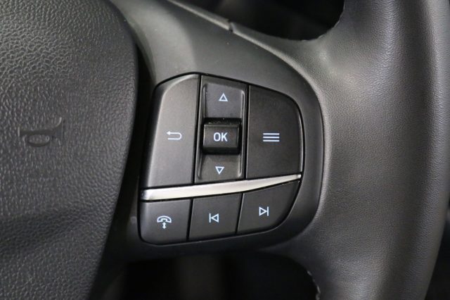 FORD Tourneo Courier usata 26