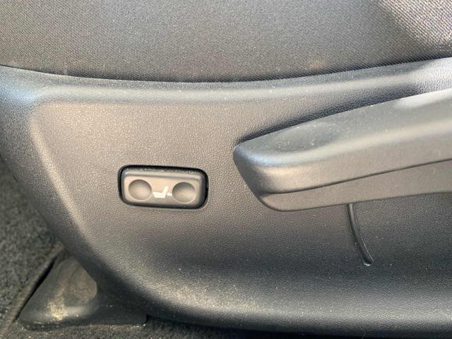TOYOTA Avensis usata, con Sensore di pioggia