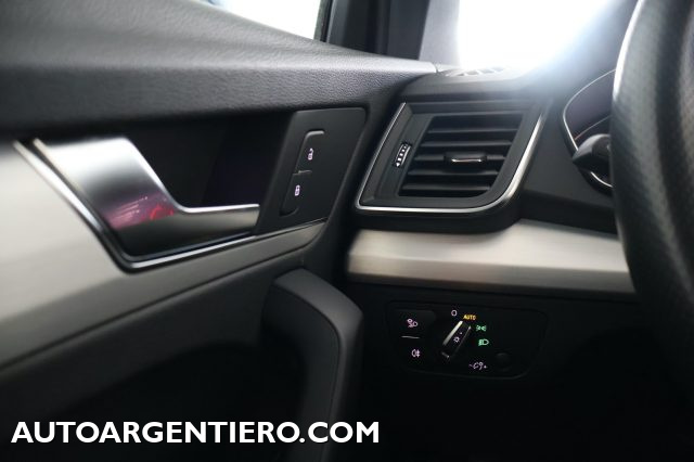 AUDI Q5 usata, con Sedile posteriore sdoppiato