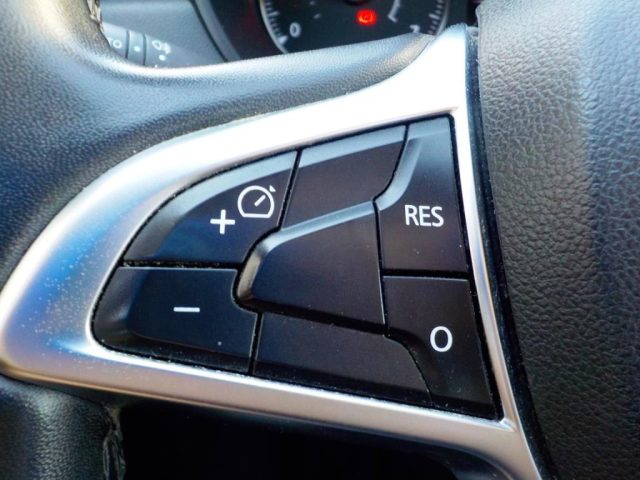 DACIA Duster usata, con Luci diurne
