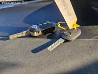 LANCIA Ypsilon usata, con Park Distance Control