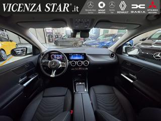 MERCEDES-BENZ GLA 180 usata, con Cerchi in lega